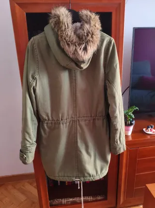 Abrigo verde Abercrombie con capucha