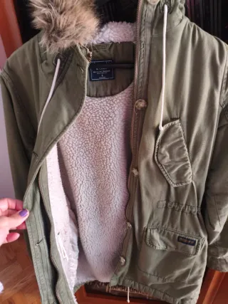 Abrigo verde Abercrombie con capucha