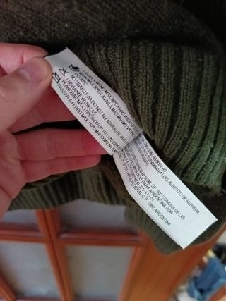 Jersey Zara Verde Cuello Pico