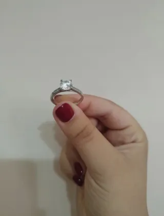 Anello solitario argento 925 zirconi