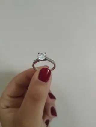 Anello solitario argento 925 zirconi