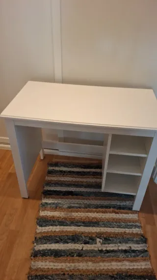 Escritorio IKEA BRUSALI Blanco