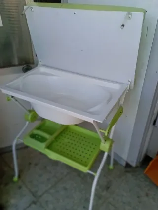 Cambiador bebé con bañera