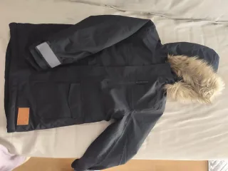 Chaqueta impermeable niño negro