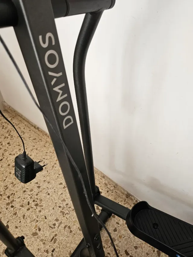 Bicicleta elíptica Domyos EL 120 (6kg) poco uso