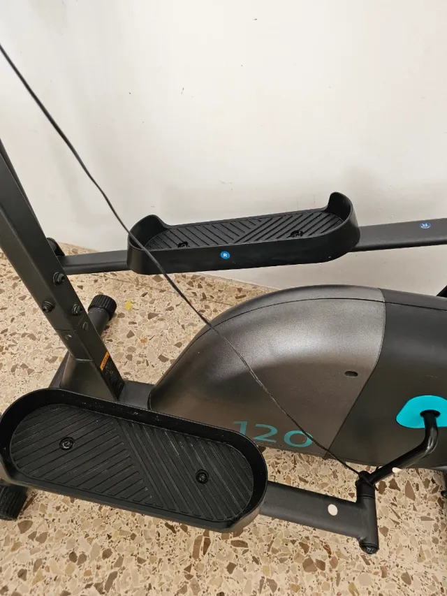Bicicleta elíptica Domyos EL 120 (6kg) poco uso