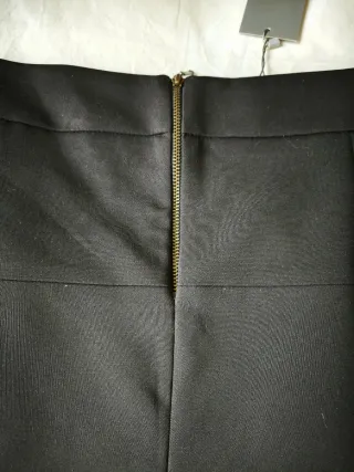 Falda Roberto Torretta, Talla 40/42