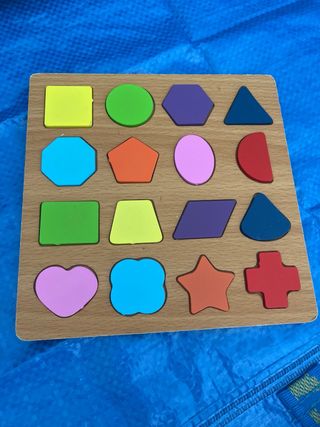 Puzzle de números con animales, frutas y símbolos