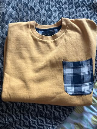 Sudadera Zara bolsillo cuadros