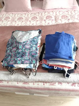 Camisetas, es un lote tal cual, estampadas y lisas