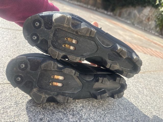 Zapatillas Ciclismo Btwin Negras talla 42