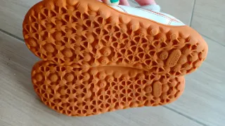 Botas fútbol sala respetuosas Amunt