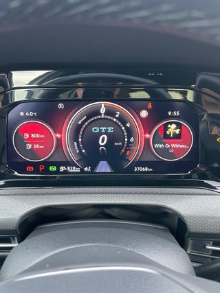 Volkswagen Golf VIII GTE 2021