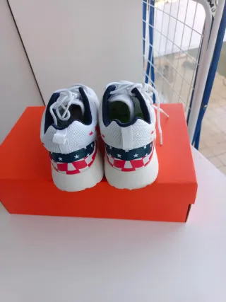 Deportivas Nike Roshe Run Multicolor