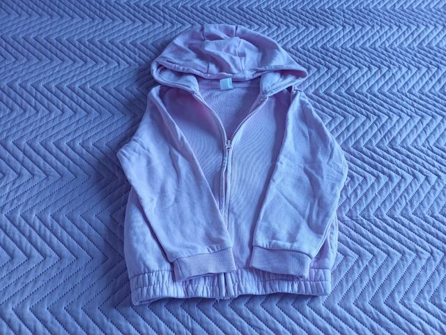 Sudaderas niña 5 años 3€ por unidad