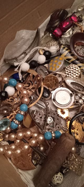 Gran lote bisutería colgantes varios