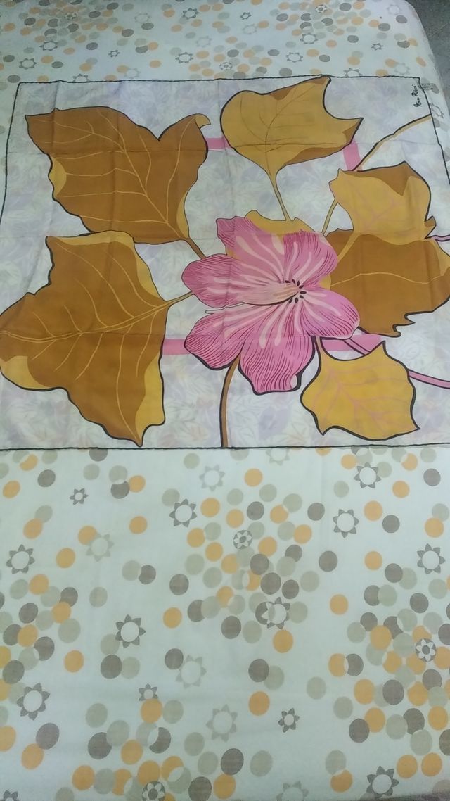 Foulard Nina Ricci in seta pura