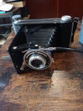 Lotto di 2 vecchie fotocamere Adox