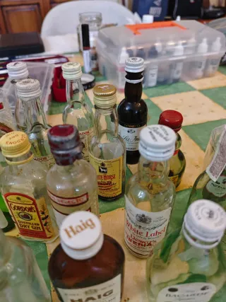Lote 25 Mignon Vintage Botellas Vacías Alcohol