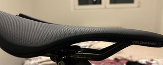 Sillín Velomann Mitora Carbono 139mm Nuevo