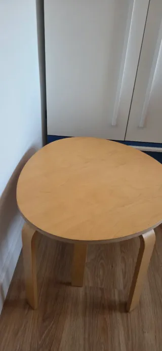 Tavoli rotondi in legno