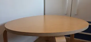 Tavoli rotondi in legno