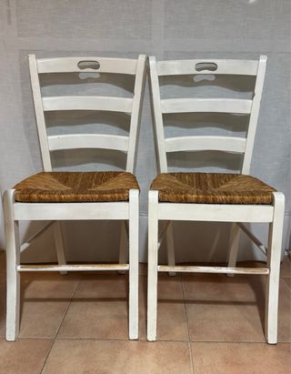 Conjunto mesa redonda y 4 sillas