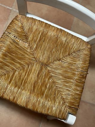 Conjunto mesa redonda y 4 sillas