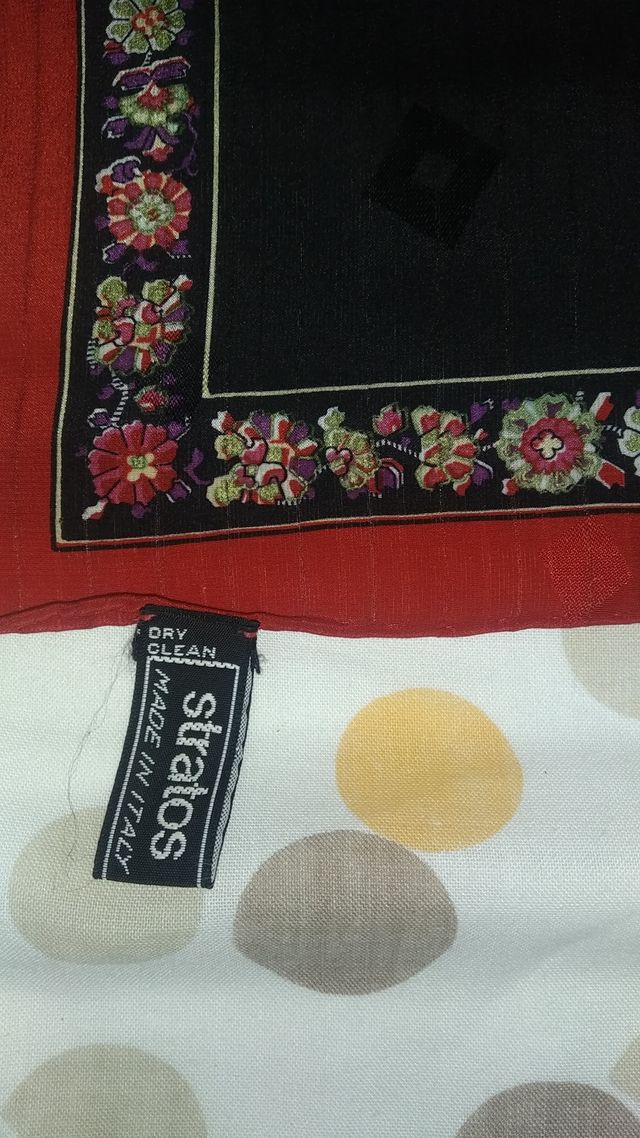 Foulard Valentino serie Stratos 100% seta