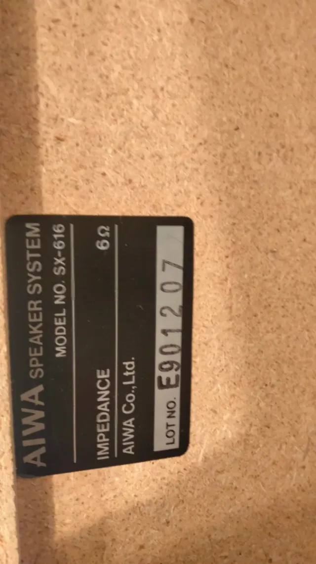 Equipo de música AIWA +2 altavoces