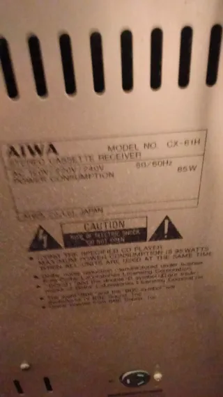 Equipo de música AIWA +2 altavoces