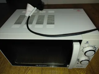Microondas Orbegozo Grill