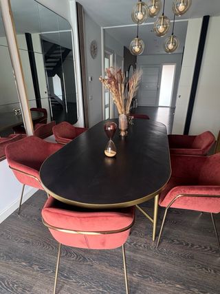 Conjunto de 6 sillas de terciopelo terracota y oro