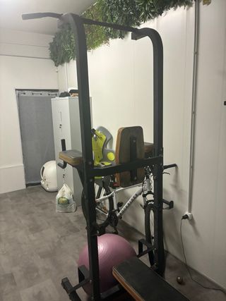 Banco de entrenamiento multifunción