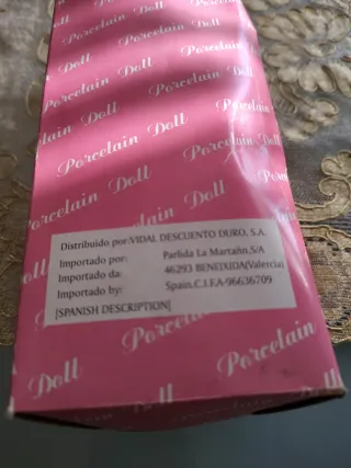 Muñeca de porcelana vintage