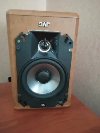 Altavoces Coche de la marca JBL reacondicionado