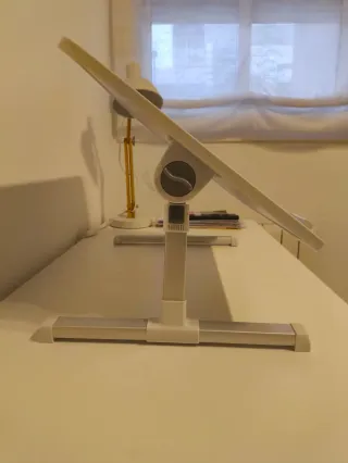 Mesa elevable portátil para portátil