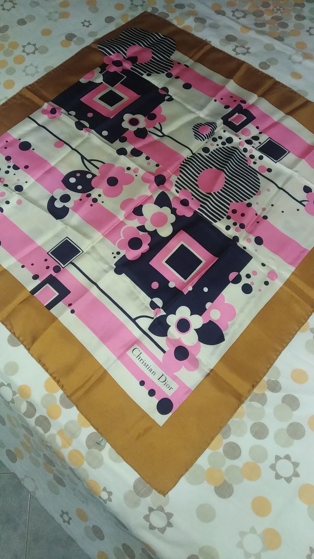 Foulard Dior in seta pura made in France