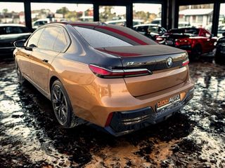 BMW Serie 7 2023 / i7 M7.0 L xDrive / 9.000 km