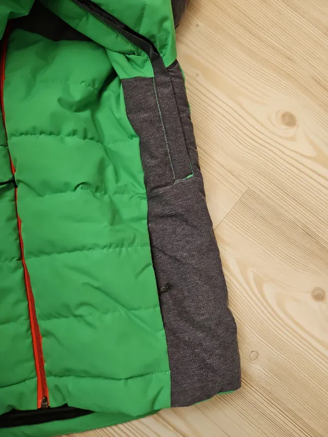 Abrigo Quiksilver verde y gris