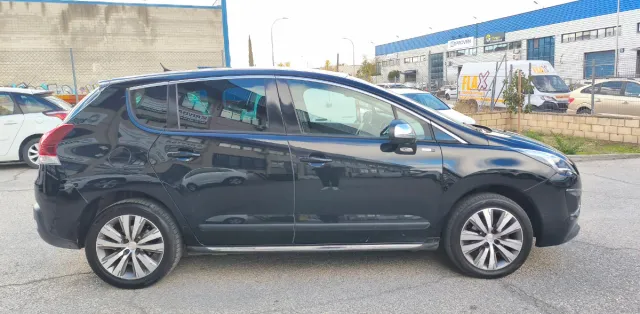 Peugeot 3008 2015