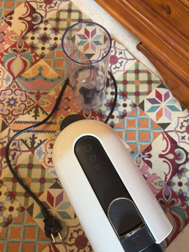 Cafetera Nespresso Blanca Krups