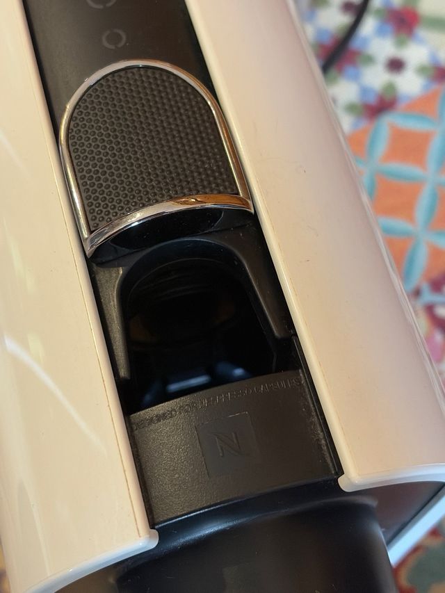 Cafetera Nespresso Blanca Krups