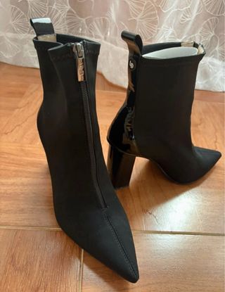 Botín Lodi Tacón Negro Charol