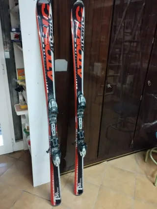 Esquís Atomic 30 Series