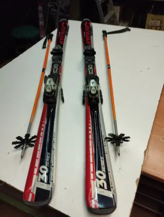 Esquís Atomic 30 Series