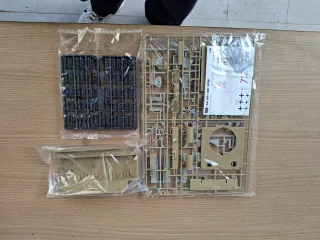 Maqueta Academy Tiger I Early Version 1/35