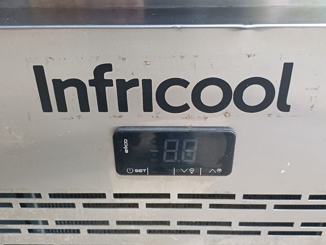 Mesa Fría 4 Puertas Infricool