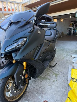 Tmax Tech 560cc