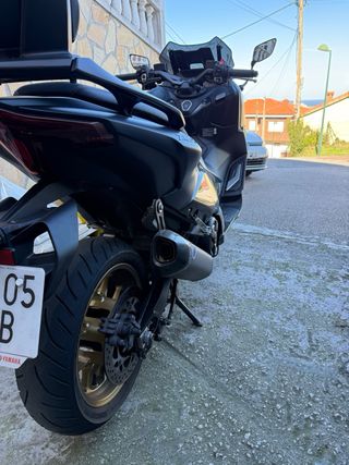 Tmax Tech 560cc